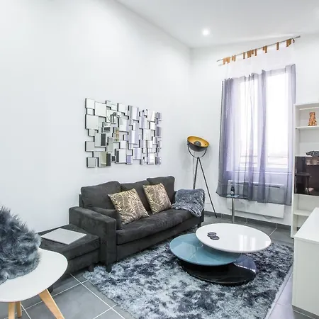 L'appartement Parfay Apartman