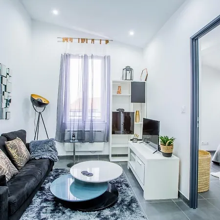 L'appartement Parfay Apartman Clermont-Ferrand